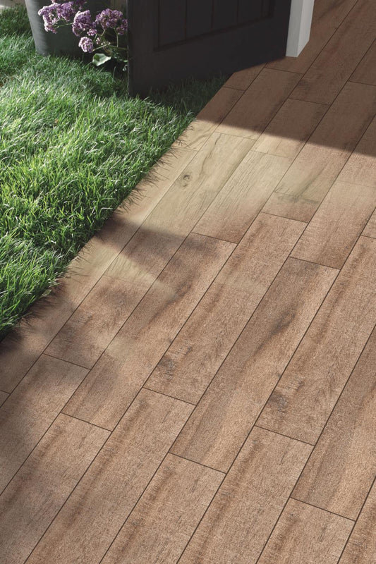 Gresie portelanata stil parchet Graphite Brown 20x120 cm