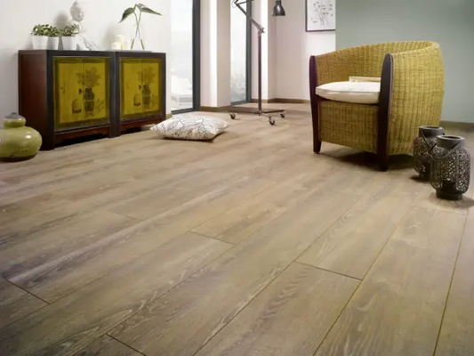 Parchet laminat Alsapan Solid Plus Balearic Oak 12 mm, clasa trafic AC6, bizotat 4V 5G