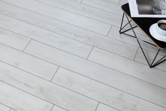 Parchet laminat Alsapan Solid Medium Polar Oak 12 mm, clasa trafic AC6, bizotat 4V 5G