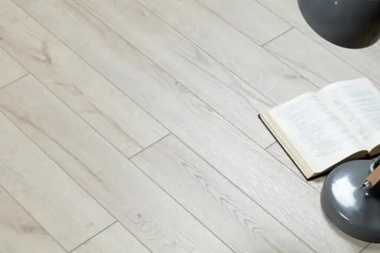 Parchet laminat Alsapan Solid Medium Jefferson 12 mm, clasa trafic AC6, bizotat 4V 5G