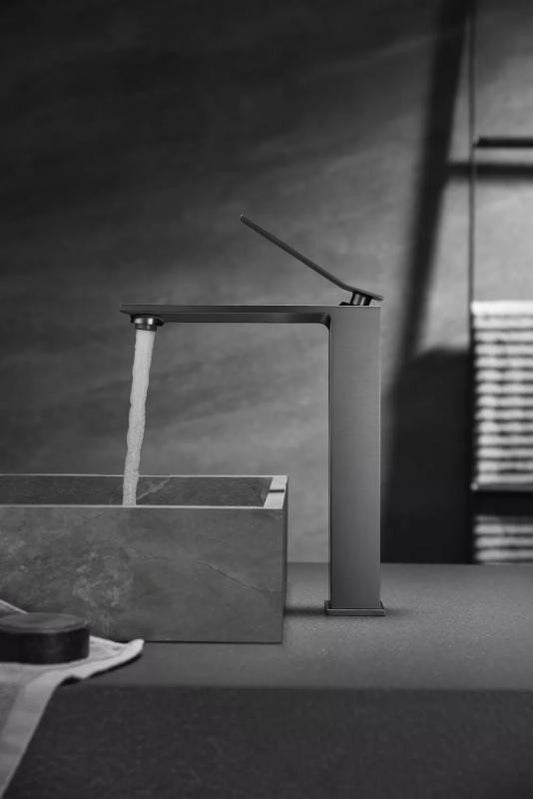 Baterie înaltă lavoar ROCKFIELD, cu montaj pe blat – negru