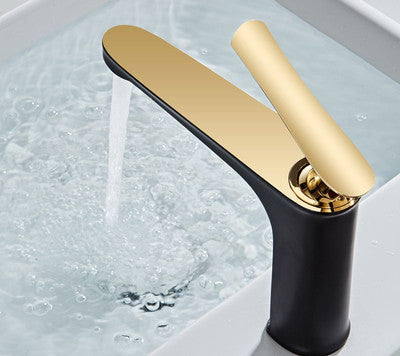 Baterie lavoar Aria negru-auriu