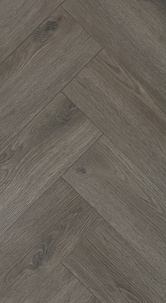 Parchet laminat Alsapan Elegant Herringbone Pavod Oak 8 mm, clasa trafic AC5, bizotat 4V X-lock