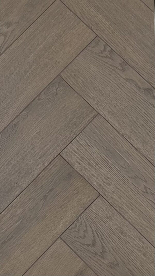 Parchet laminat Alsapan Elegant Herringbone Bolero Oak 8 mm, clasa trafic AC5, bizotat 4V X-lock