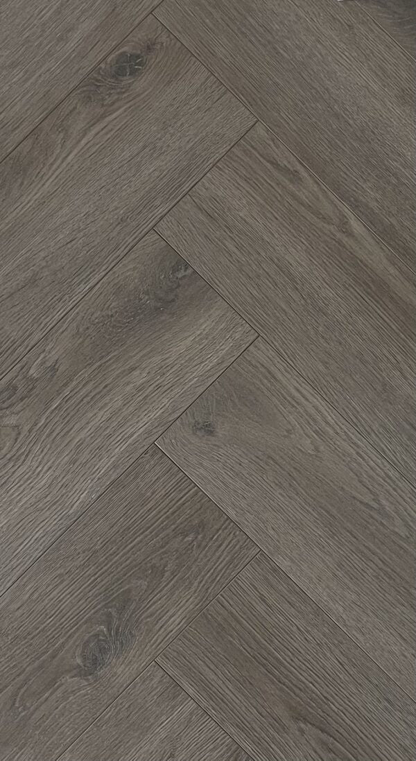 Parchet laminat Alsapan Elegant Herringbone Pavod Oak 8 mm, clasa trafic AC5, bizotat 4V X-lock