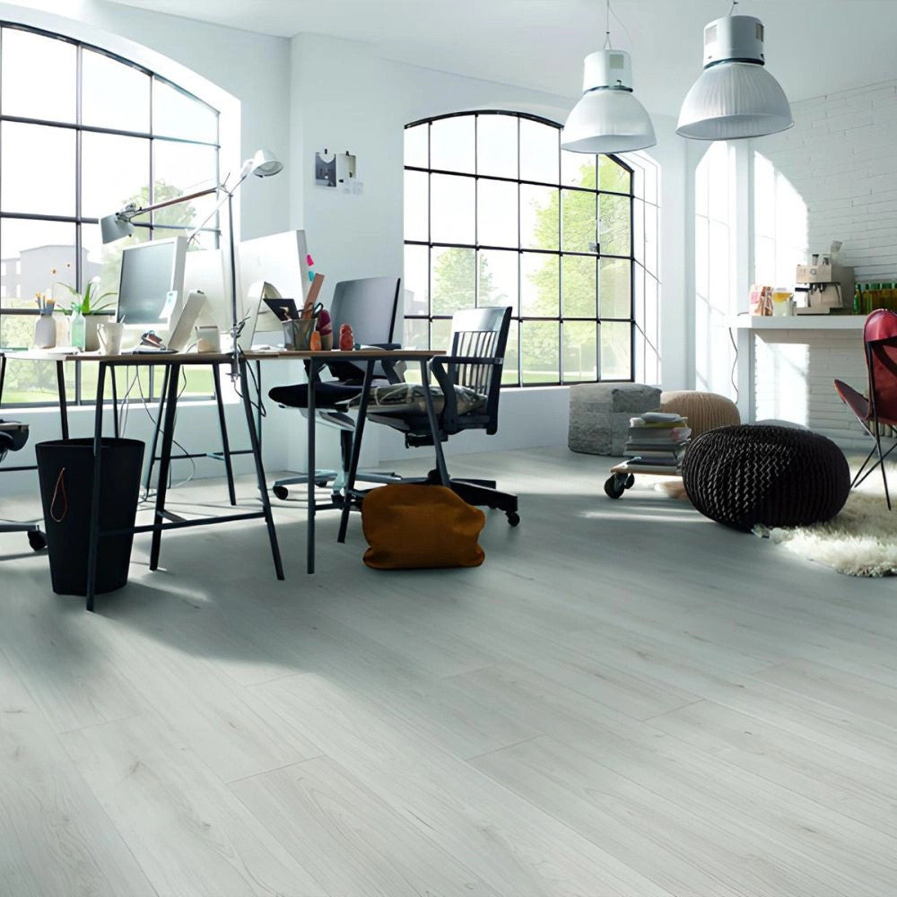 Parchet laminat Superior Progress 10 mm Stejar ton deschis D3201